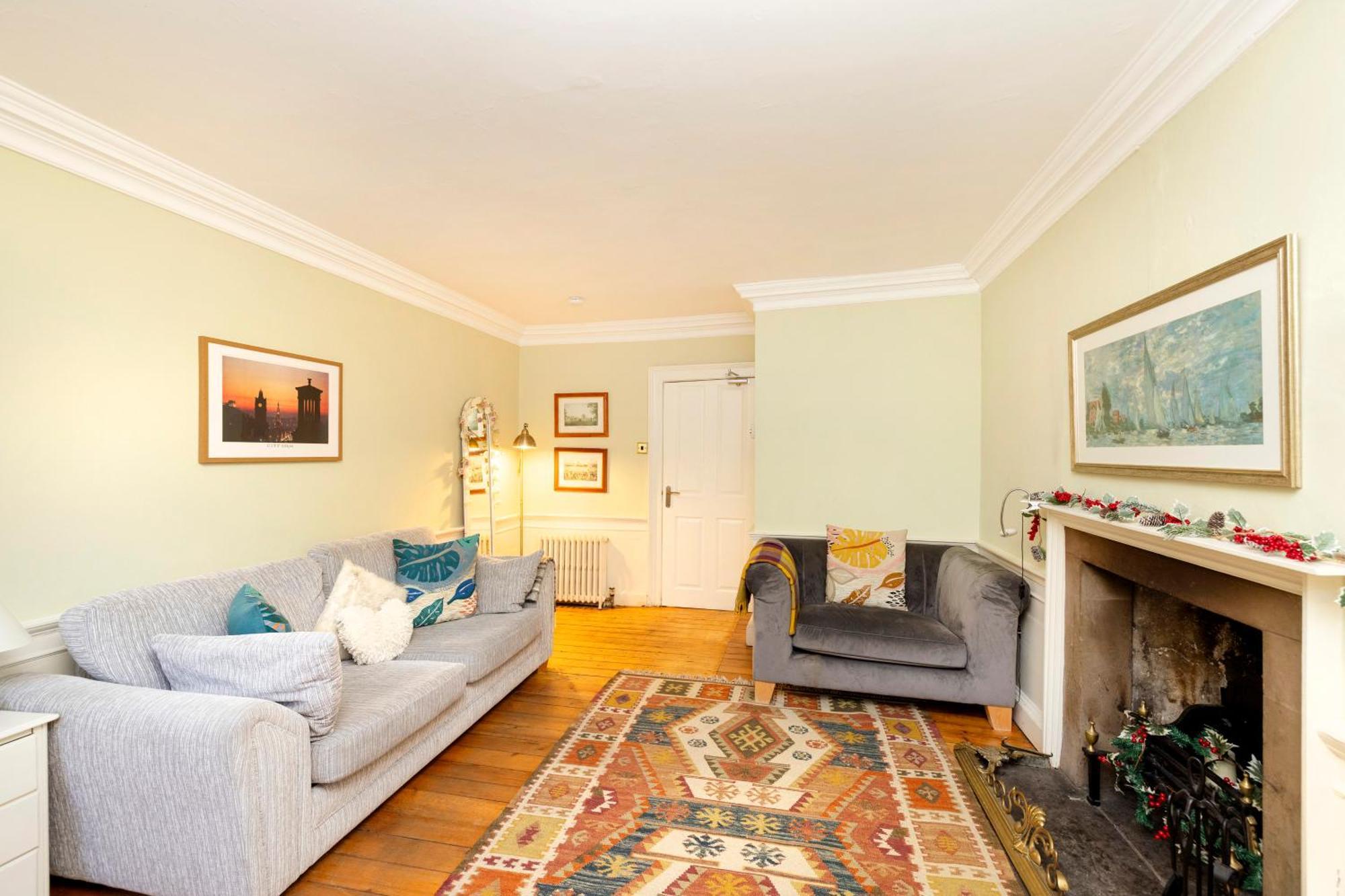 Joivy Beautiful Apartment, Private Garden, Calton Hill Единбург Екстериор снимка